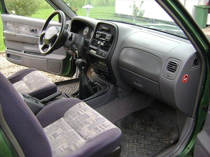 Nissan King cab Navara solgt billede 7