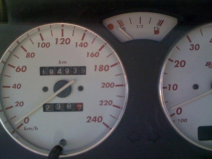 Peugeot 106 Rallye byttet væk billede 2