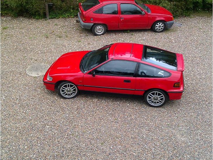 {{currentPhoto.altText}} billede {{currentPhoto.number}}