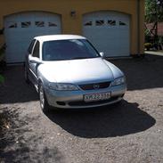Opel Vectra 1.6 Solgt