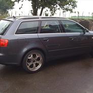 Audi A4 2,0 TDi 140 Avant Mult