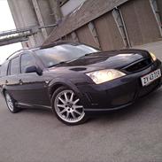 Ford Mondeo V6 Ghia