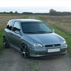 Opel Corsa B GSI