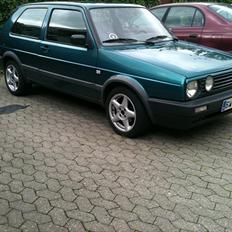 VW Golf 1,8 *Solgt*