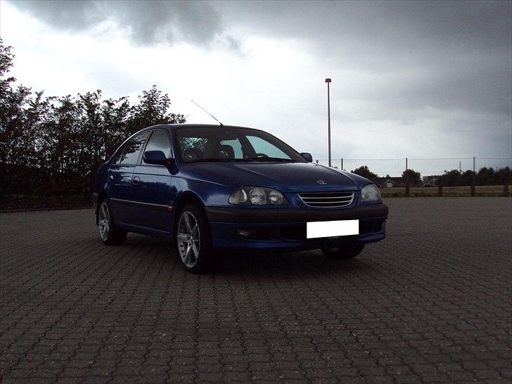 Toyota Avensis 2,0 Sol  billede 1