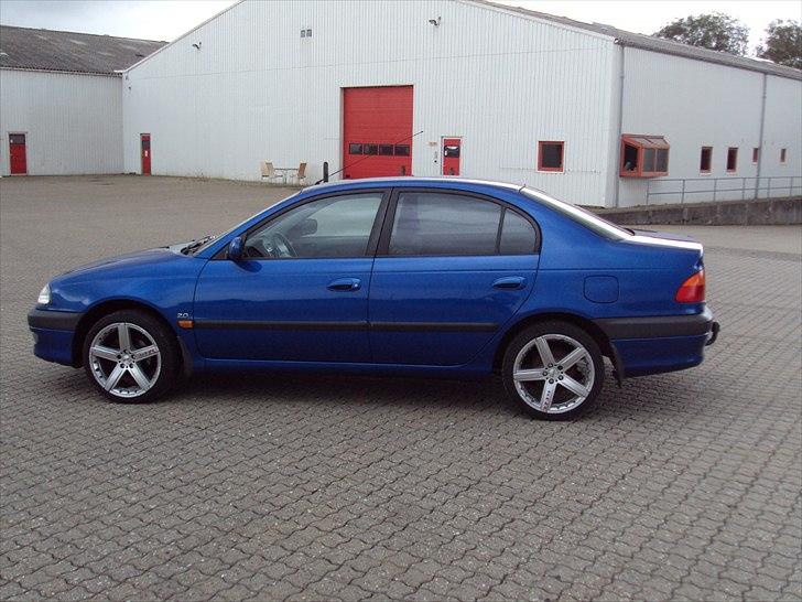 Toyota Avensis 2,0 Sol  billede 6
