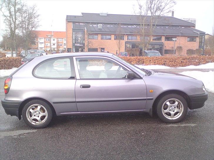 Toyota Corolla Linea Natura E11 billede 6