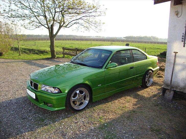 BMW 325i e36 coupe billede 2