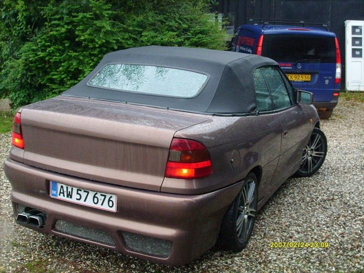 Opel Astra F 2,0i Cab billede 1