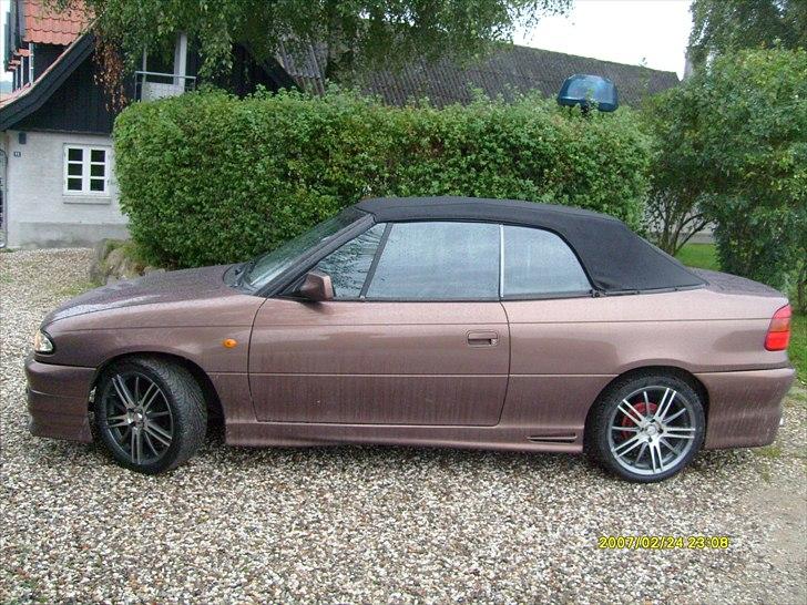 Opel Astra F 2,0i Cab billede 2