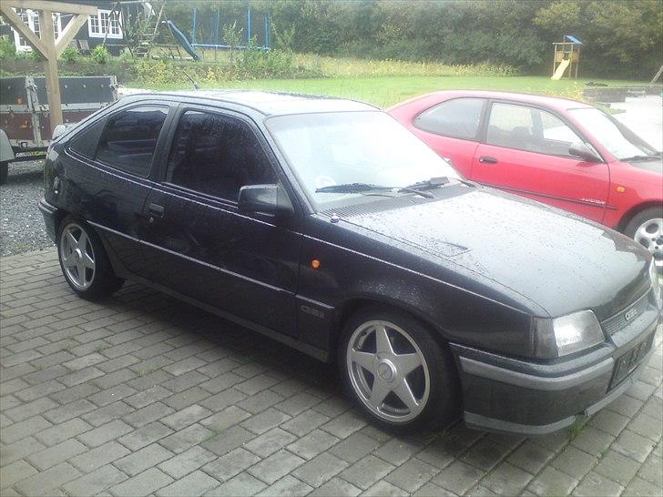 Opel kadett GSI  billede 1