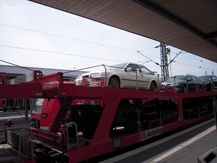 Ford Sierra RS Cosworth - Ombord på toget til Hamburg. billede 15