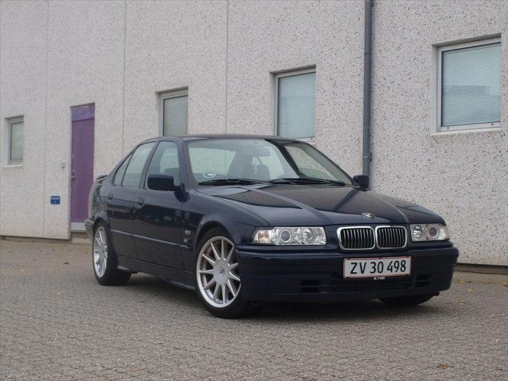 BMW E36 318i SOLGT billede 7