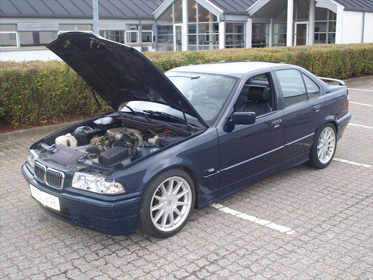 BMW E36 318i SOLGT billede 8