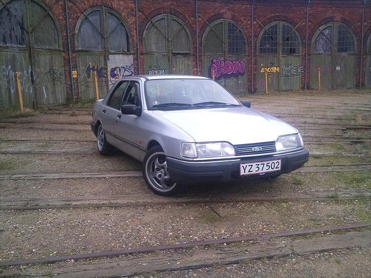 Ford Sierra 2.0CL *Byttet til bmw* billede 4