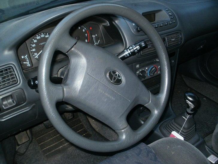 Toyota Corolla solgt billede 5