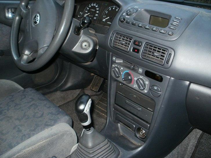 Toyota Corolla solgt billede 7