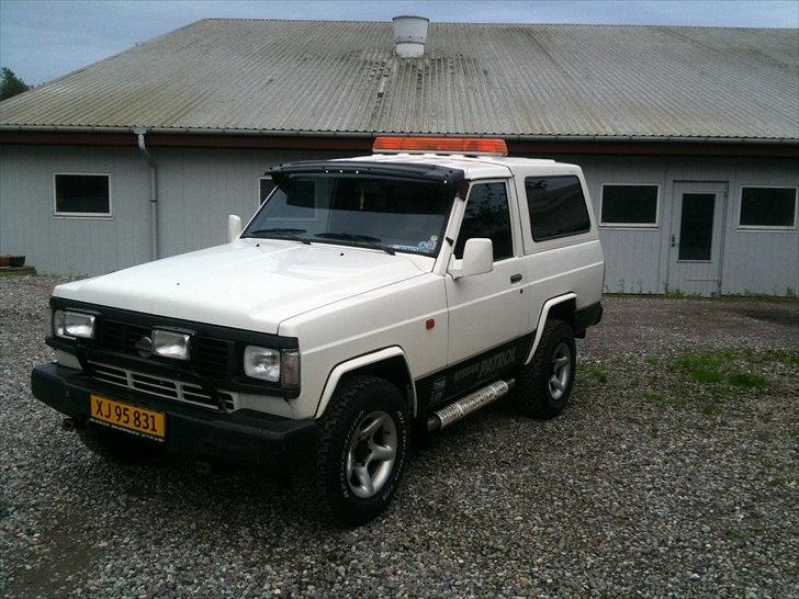 Nissan Patrol 2.8 Solgt - Ny vasket :) det pynter billede 1