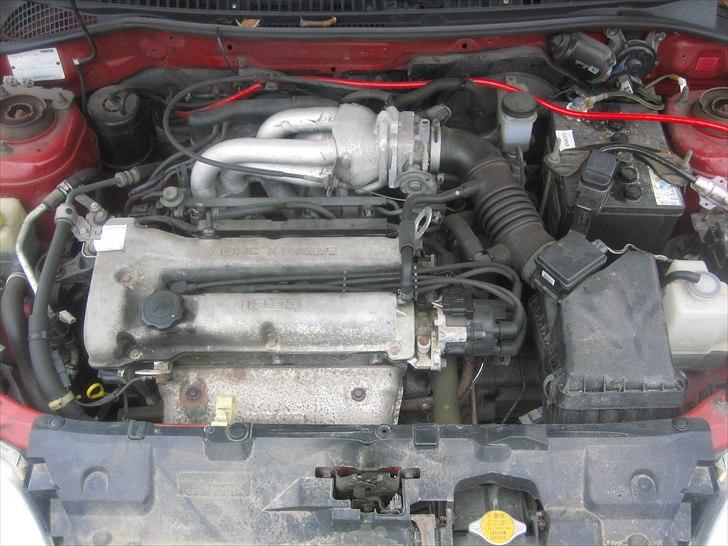 Mazda 323c billede 14