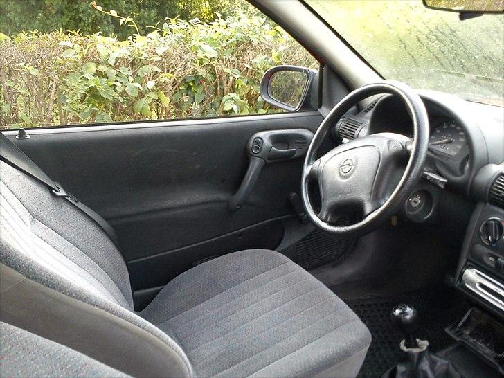 Opel Corsa B 1.4i Swing*SOLGT* - Ny side beklæding billede 9