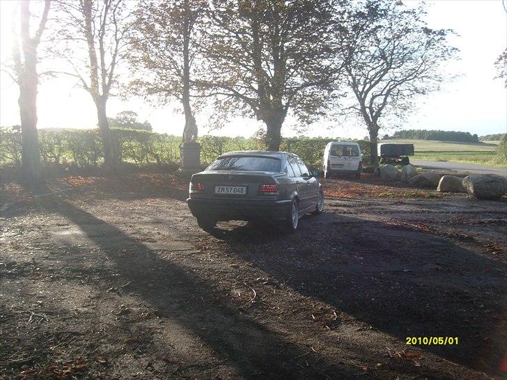 BMW E36 320i (solgt) billede 8