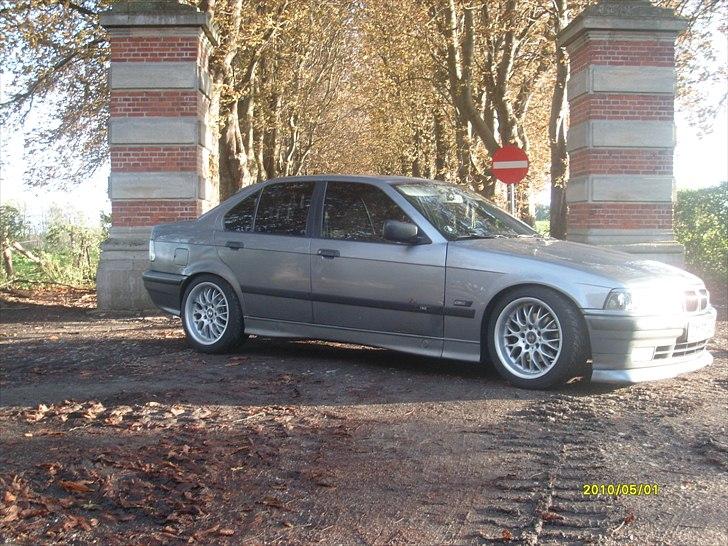 BMW E36 320i (solgt) billede 11