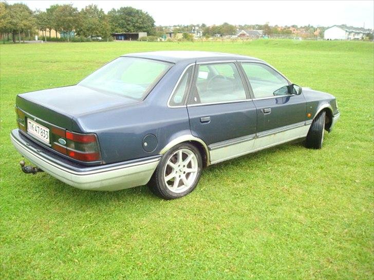 Ford scorpio 2,9 v6 12v ghia billede 4