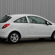 Opel Corsa D 111 Edition