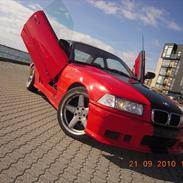 BMW 320i coupë (solgt)