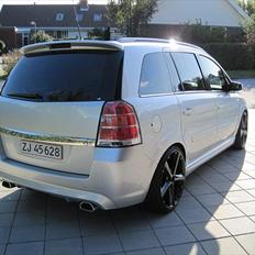 Opel Zafira B OPC (SOLGT)