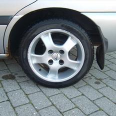 Ford Escort 1.6 16v *SOLGT*