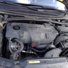 Volvo S80 2.4 D5