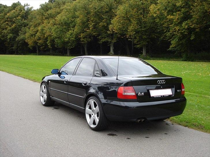 Audi A4 1.8T S-line *solgt* billede 3