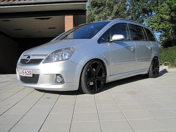 Opel Zafira B OPC (SOLGT) billede 1