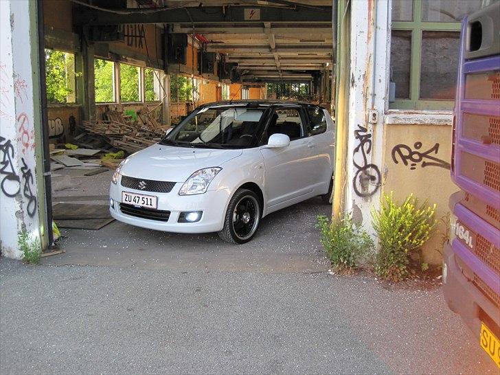 Suzuki Swift - Black'n white ( Solgt) billede 13