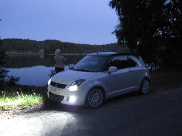 Suzuki Swift - Black'n white ( Solgt) billede 14