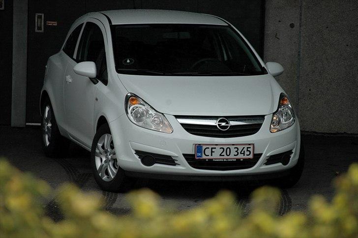 Opel Corsa D 111 Edition billede 7