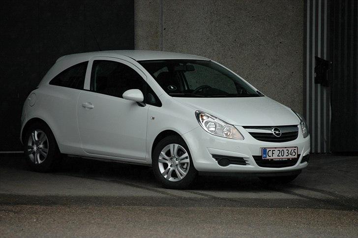 Opel Corsa D 111 Edition billede 9