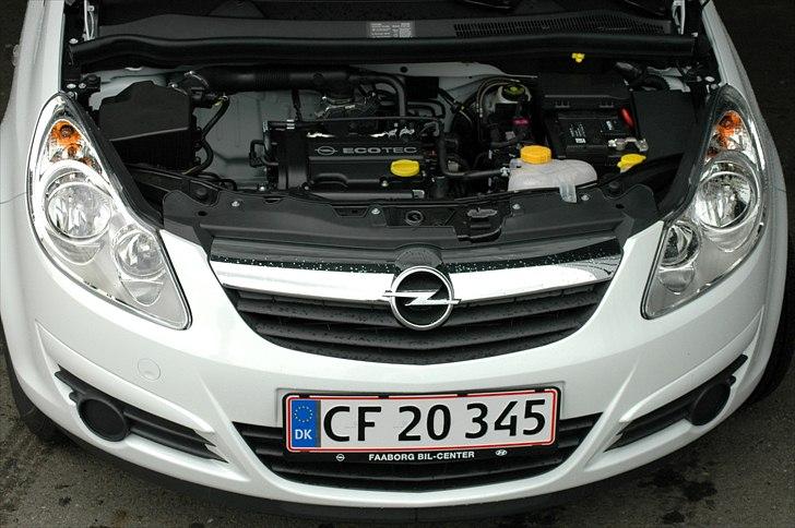 Opel Corsa D 111 Edition billede 11
