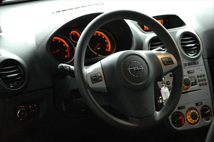 Opel Corsa D 111 Edition billede 13