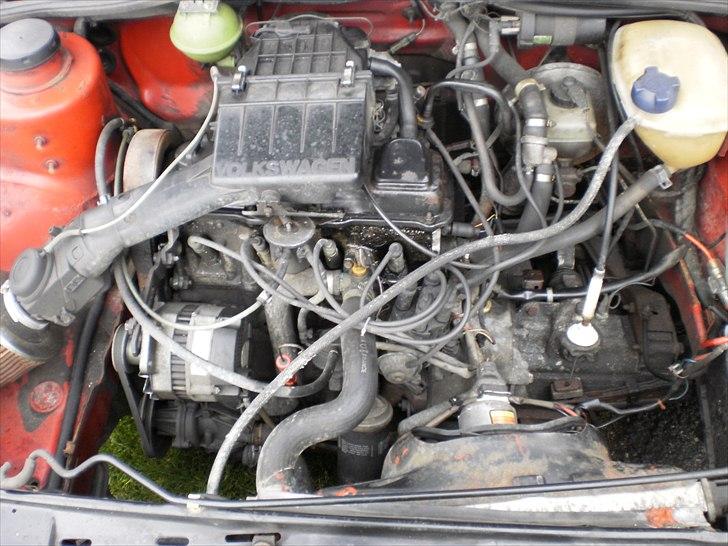 VW Jetta 1.6 Benzin billede 9