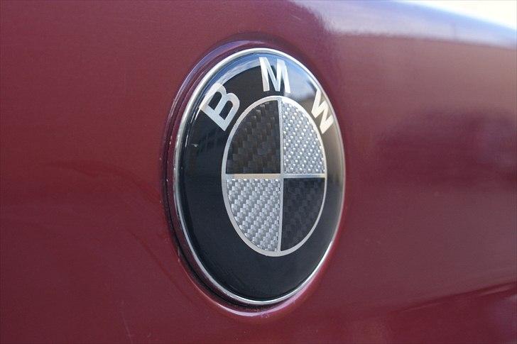 BMW Compact (Under ombygning) - Originalt Carbon emblem (ikke klistermærke) billede 7