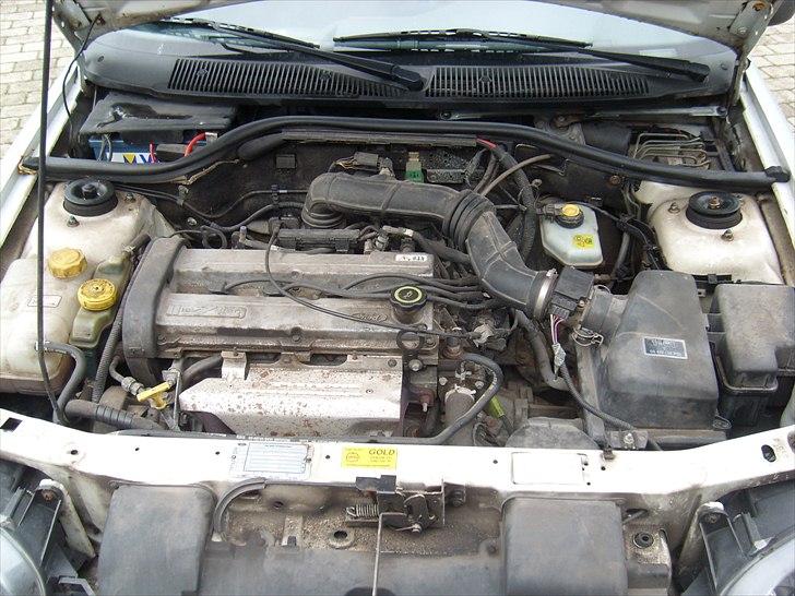 Ford Escort 1.6 16v *SOLGT* - 1600 16v billede 7