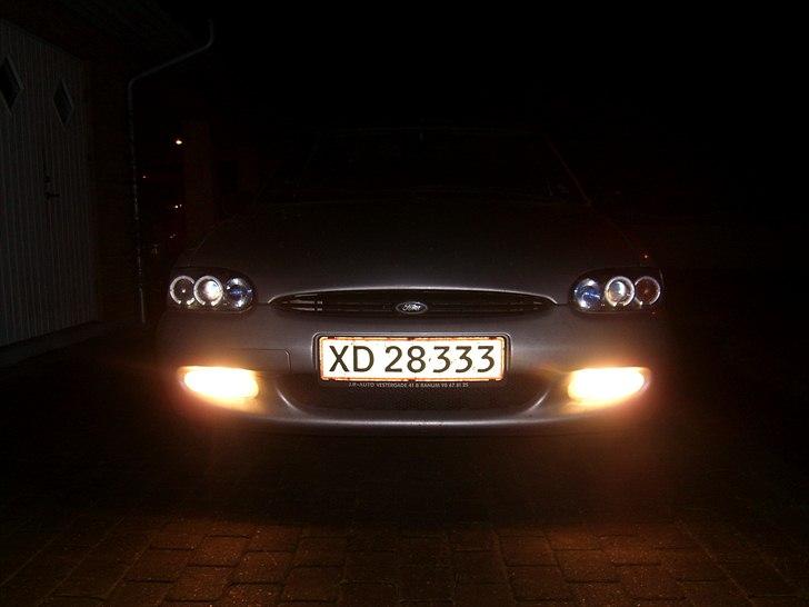 Ford Escort 1.6 16v *SOLGT* billede 9