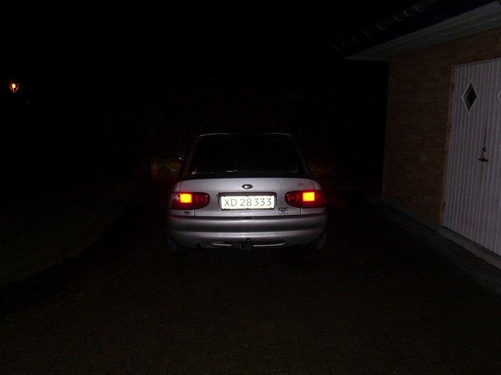 Ford Escort 1.6 16v *SOLGT* billede 11