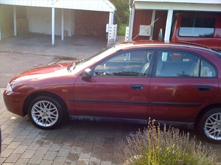 Mitsubishi Carisma solgt billede 9