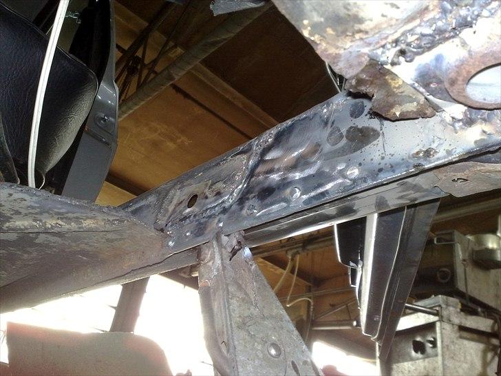 VW Golf I 1,6 D 5d. billede 4