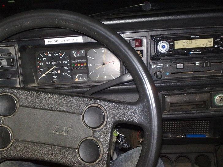 VW Golf I 1,6 D 5d. billede 9