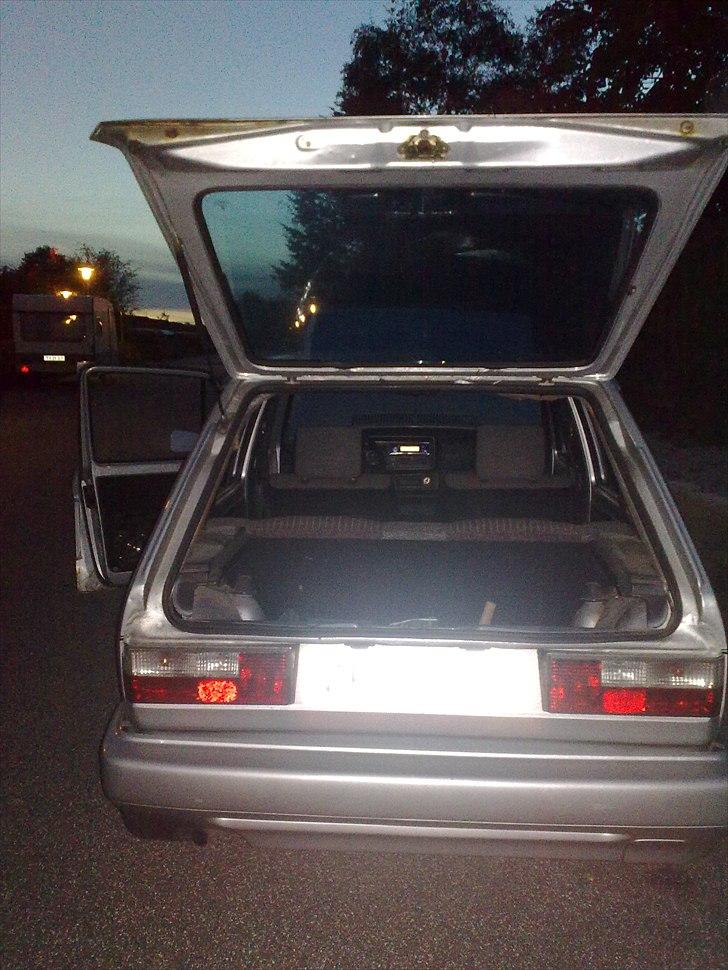 VW Golf I 1,6 D 5d. billede 18