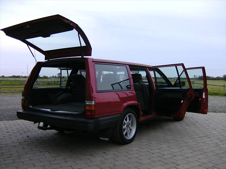 Volvo 745 Turbo solgt billede 2